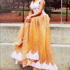 Wedding Dress/ Prom Dress